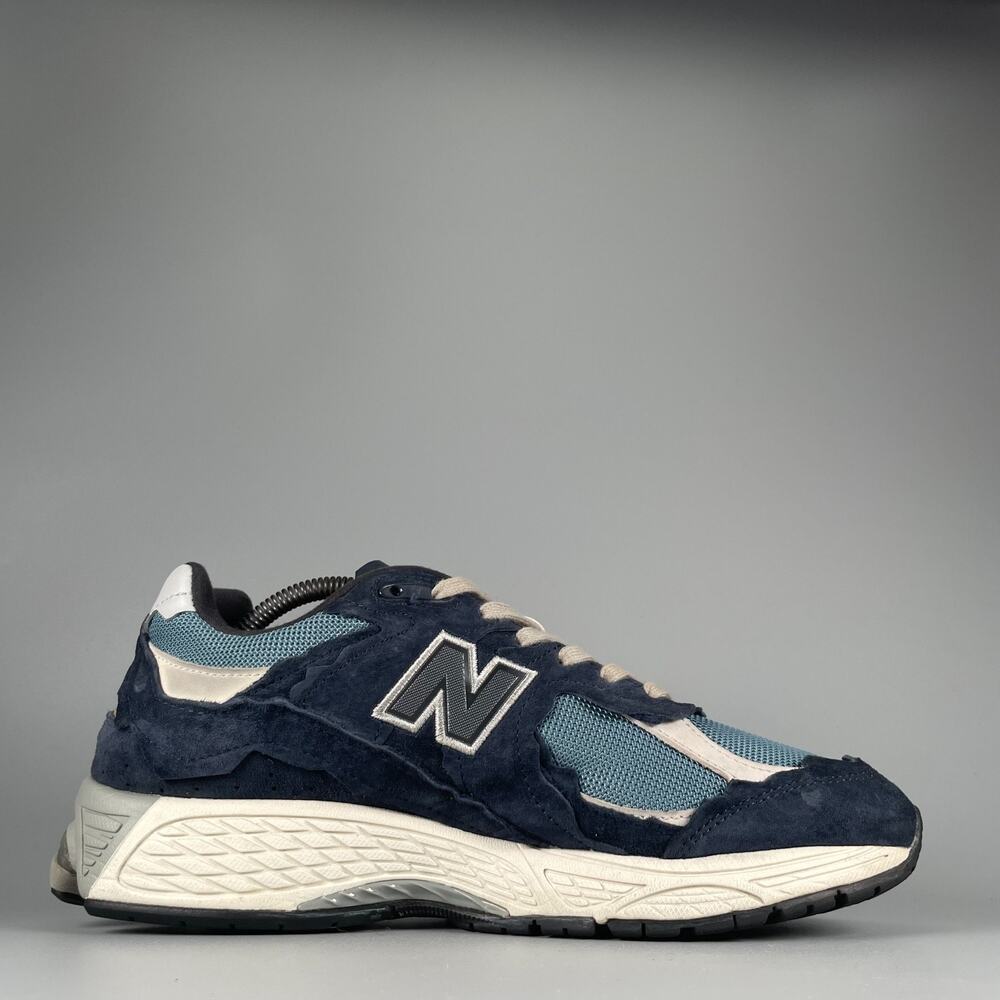 New Balance 2002R Men's 9.5 D Protection Pack Dark Navy Running Sneakers Casual - Picture 5 of 9